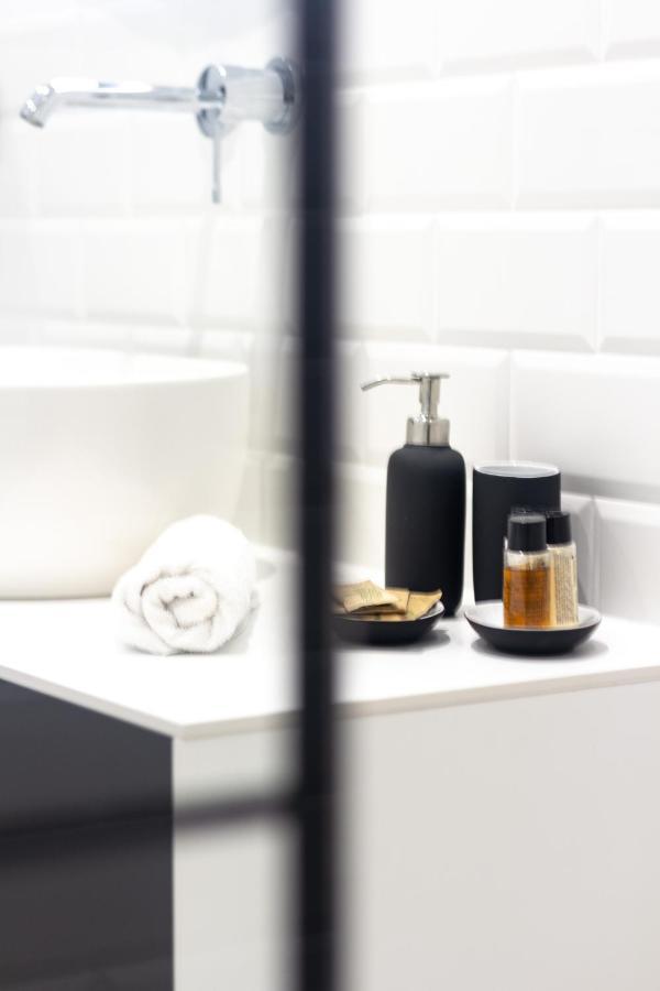 Cohost I Oldtown 60M2 Apt W-Garage Parking, Balcony & Self Check-In VNO Extérieur photo