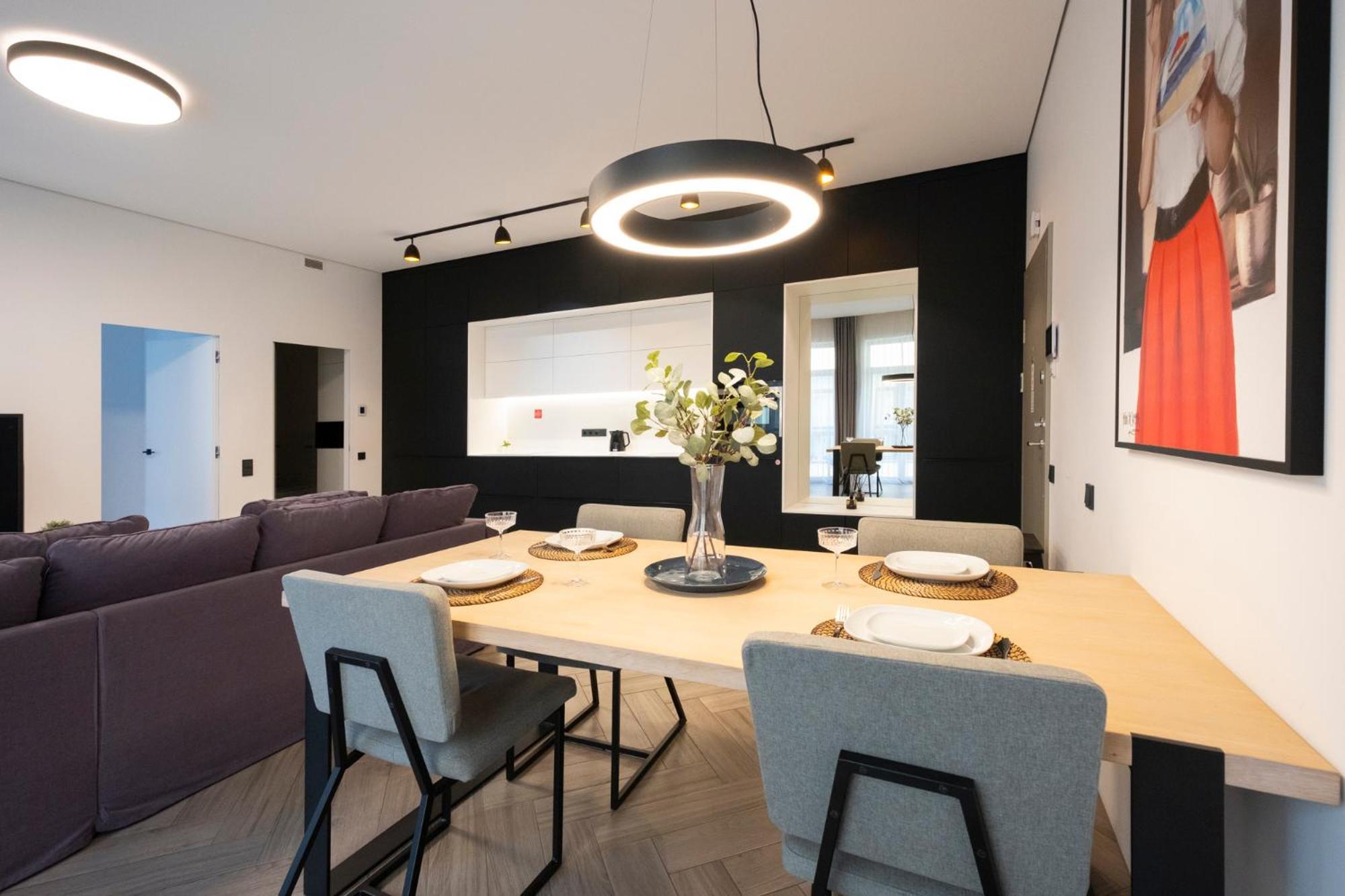 Cohost I Oldtown 60M2 Apt W-Garage Parking, Balcony & Self Check-In VNO Extérieur photo