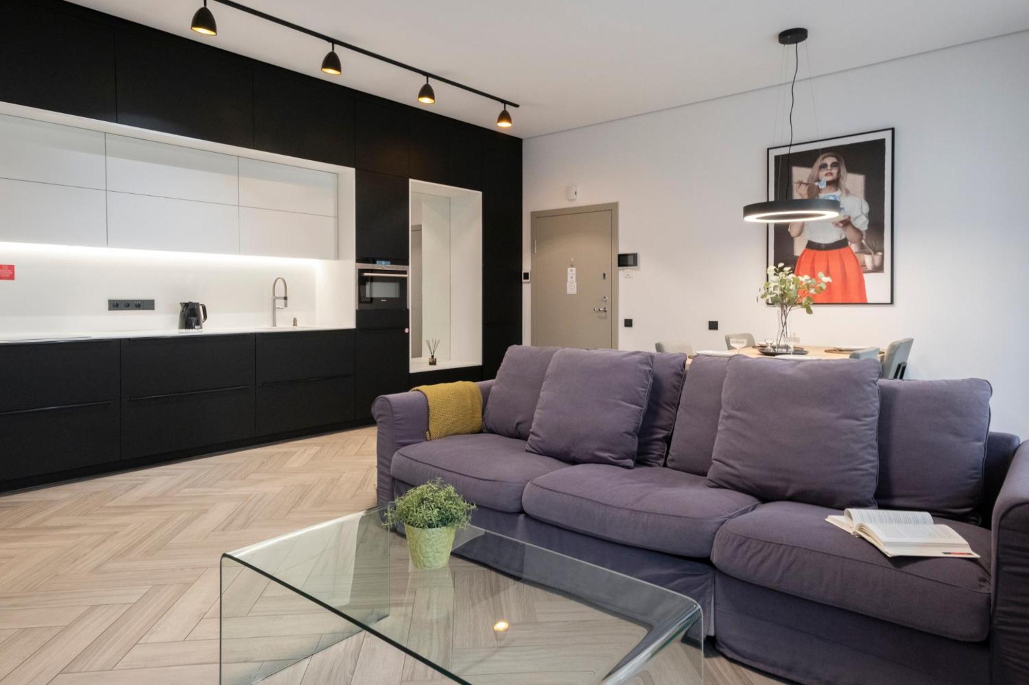 Cohost I Oldtown 60M2 Apt W-Garage Parking, Balcony & Self Check-In VNO Extérieur photo